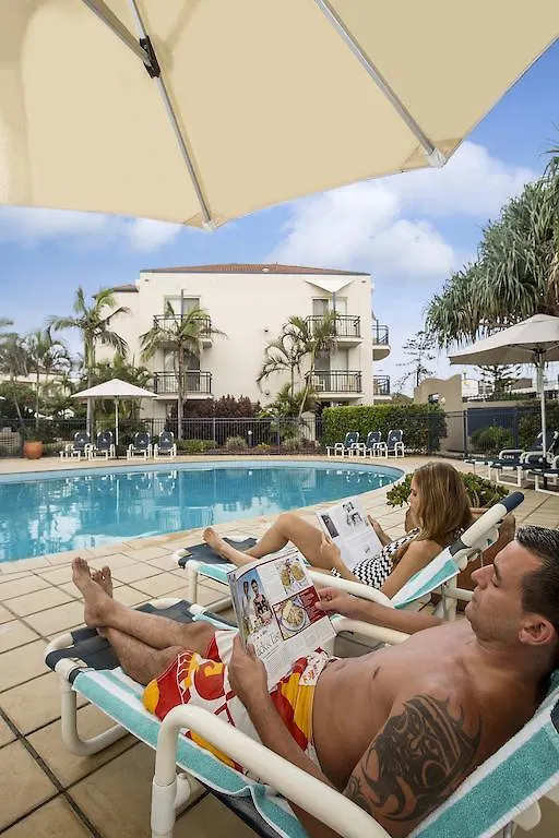 Golden Riviera Absolute Beachfront Resort Gold Coast 4*,  Australia